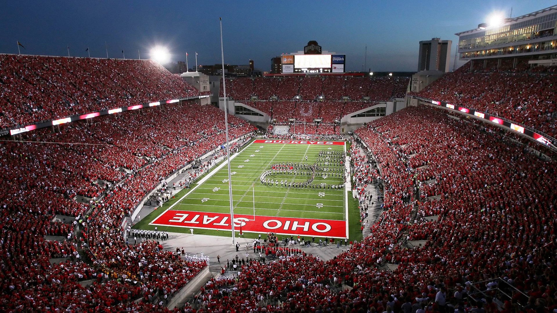 社交平台话题热度不断攀升球迷讨论氛围异常火爆，社交平台非常火的系列